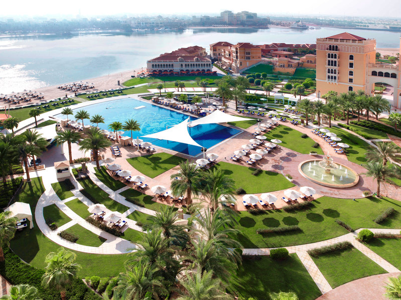 The Ritz Carlton Abu Dhabi, Grand Canal