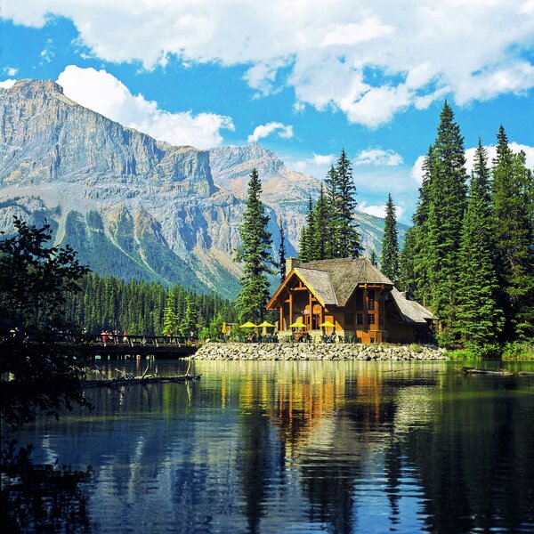 Emerald Lake Lodge