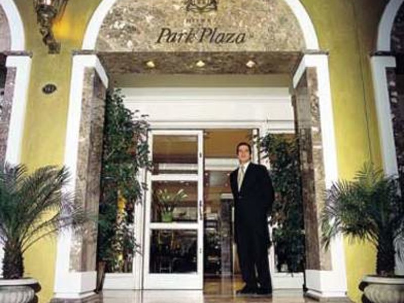 Park Plaza Unique Hotel