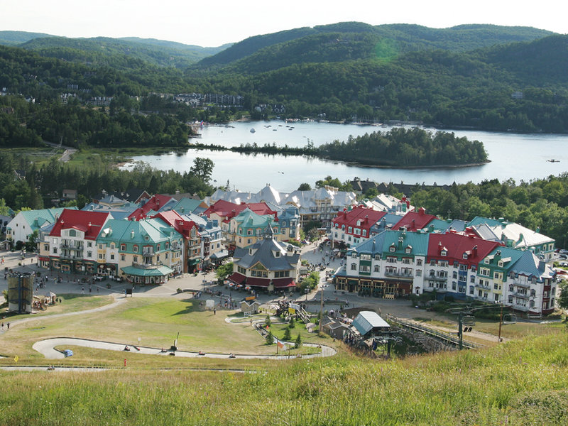 Holiday Inn Express & Suites Tremblant