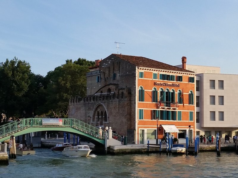 Hotel Santa Chiara & Residenza Parisi