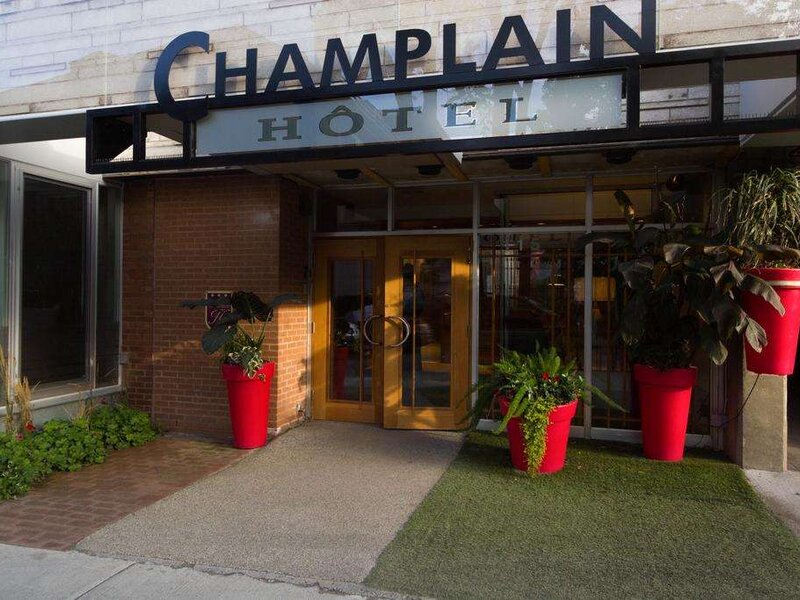 Hotel Champlain