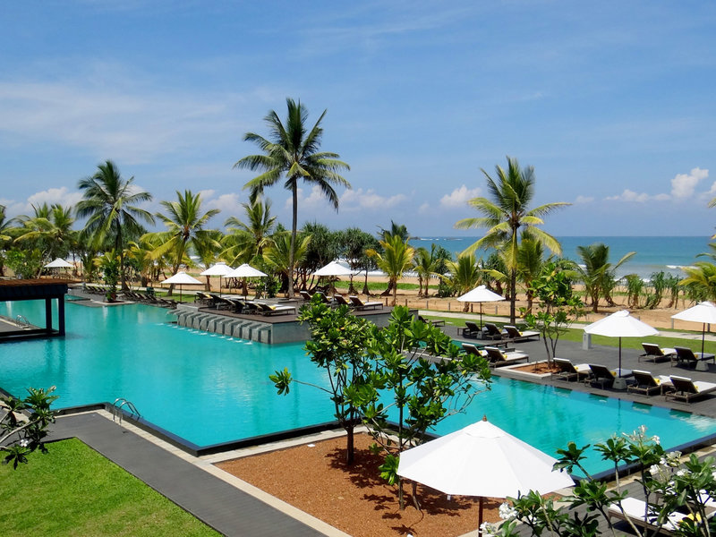 Centara Ceysands Resort Spa