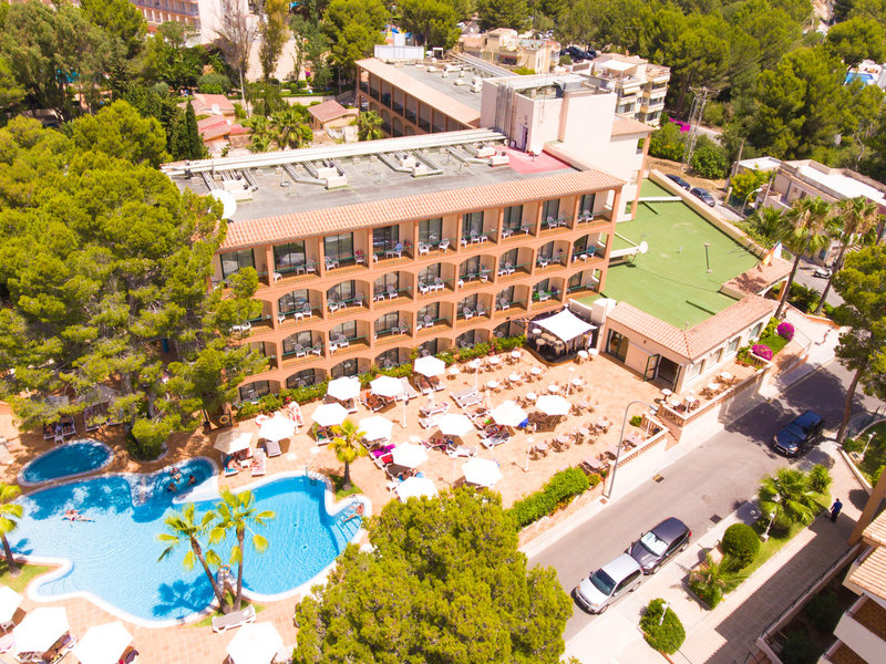 Valentin Paguera Hotel & Suites