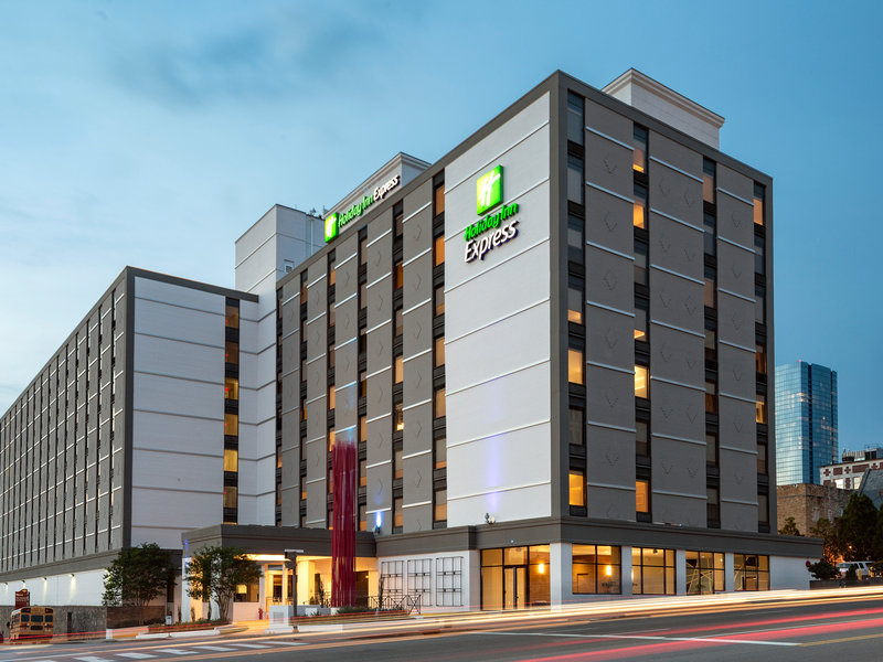 Holiday Inn Express Nashville Downtown