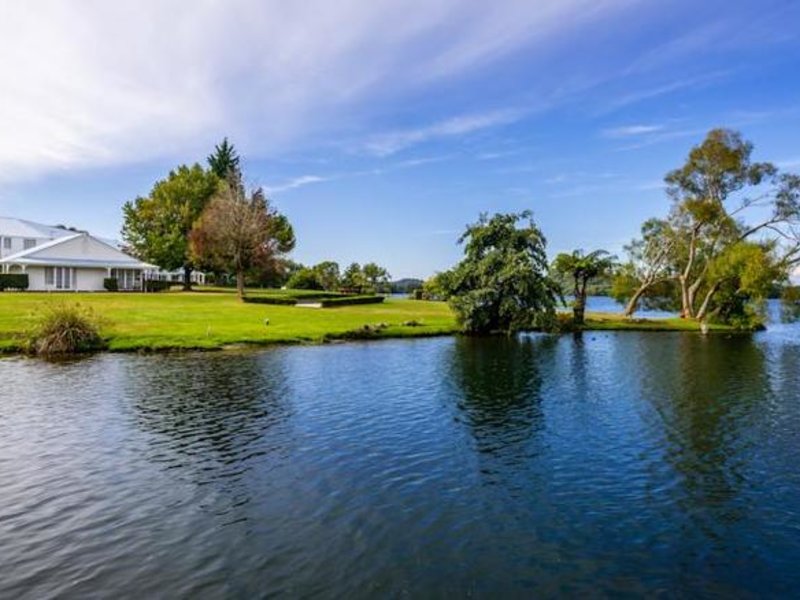 VR Rotorua Lake Resort