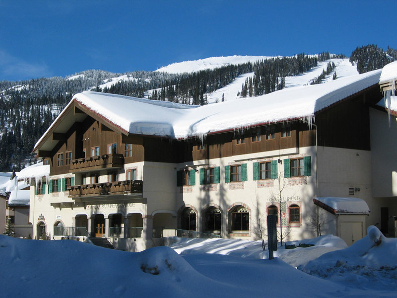 Sun Peaks Lodge