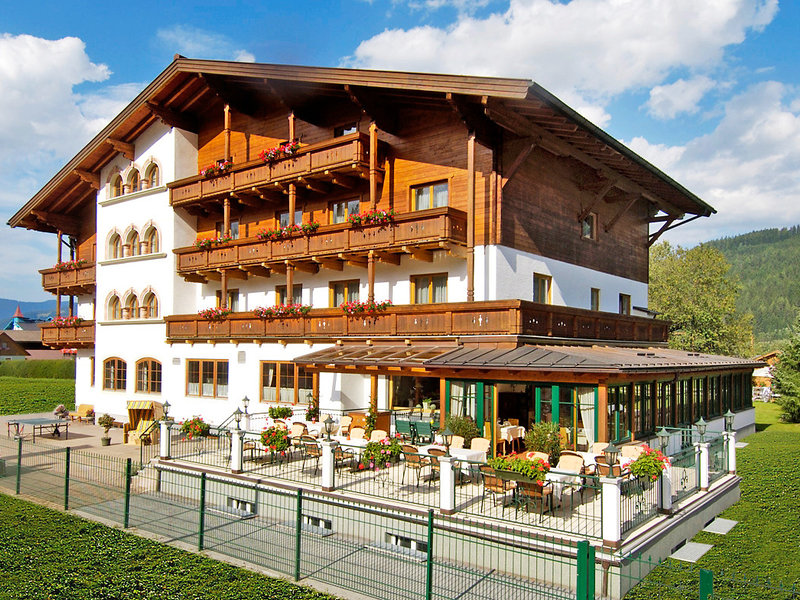 Family Adventure Flachau - Hotel Montanara